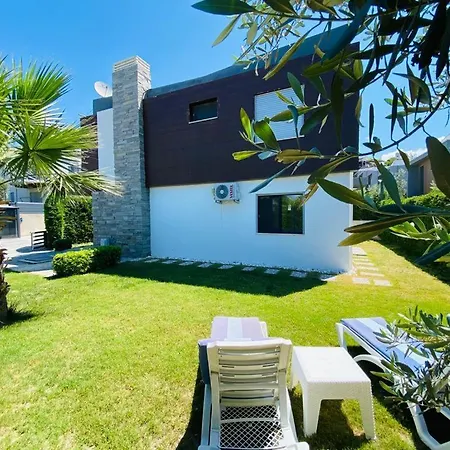 Villa Kusadasi'nda Muhtesem Havuzlu Miray A 12 A7 B4 B10 Kusadası