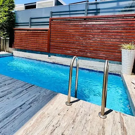 Kusadasi'nda Muhtesem Havuzlu Miray A 12 A7 B4 B10 * كوشاداسيه